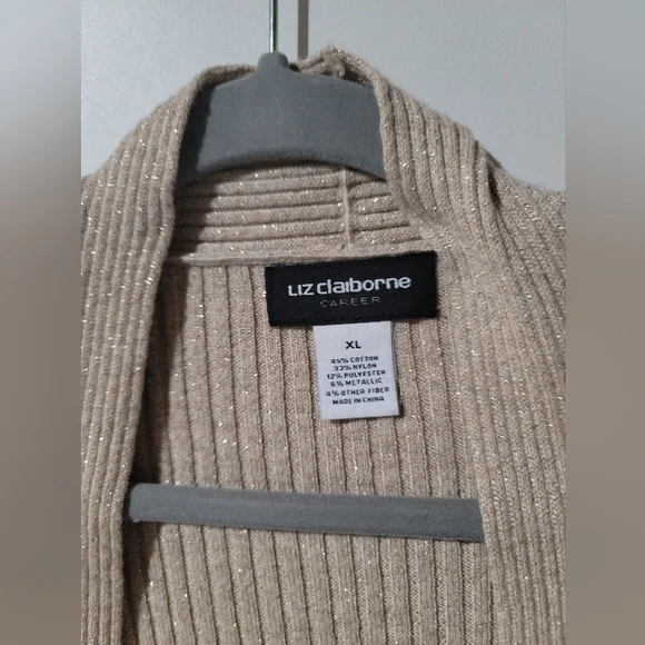 Sweter - Picture 3 of 3